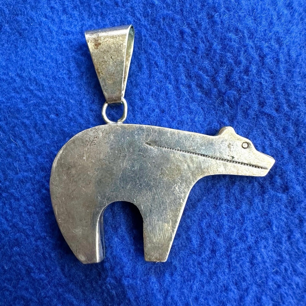 Vintage Navajo Large Sterling Silver Bear Necklace Pendant‎ Signed Anthony B